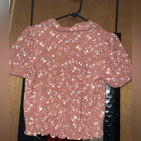 6/$15 Fall Sale: EUC Brown Floral Crop Top - Picture 5 of 5